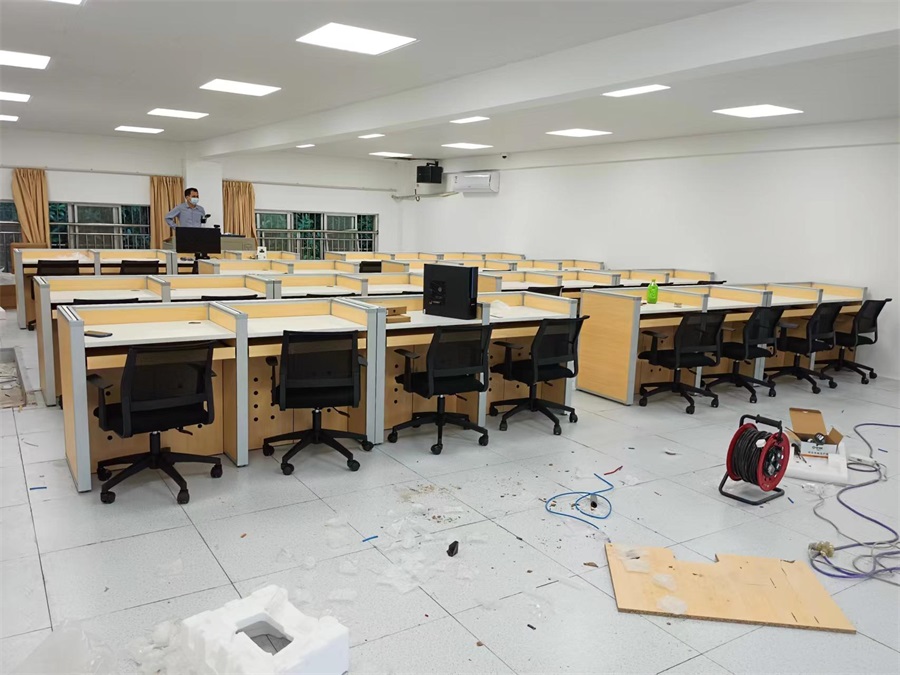 廣州白云區某部隊升降屏風語音考場