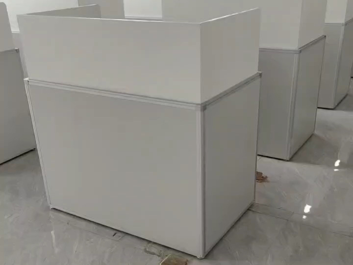 四川化工職業(yè)技術(shù)學(xué)院升降屏風(fēng)品酒桌實(shí)訓(xùn)室