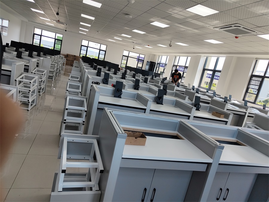 湖北省黃石市天然氣銷售公司華中職業(yè)技能實(shí)訓(xùn)基地升降屏風(fēng)培訓(xùn)室 (9)