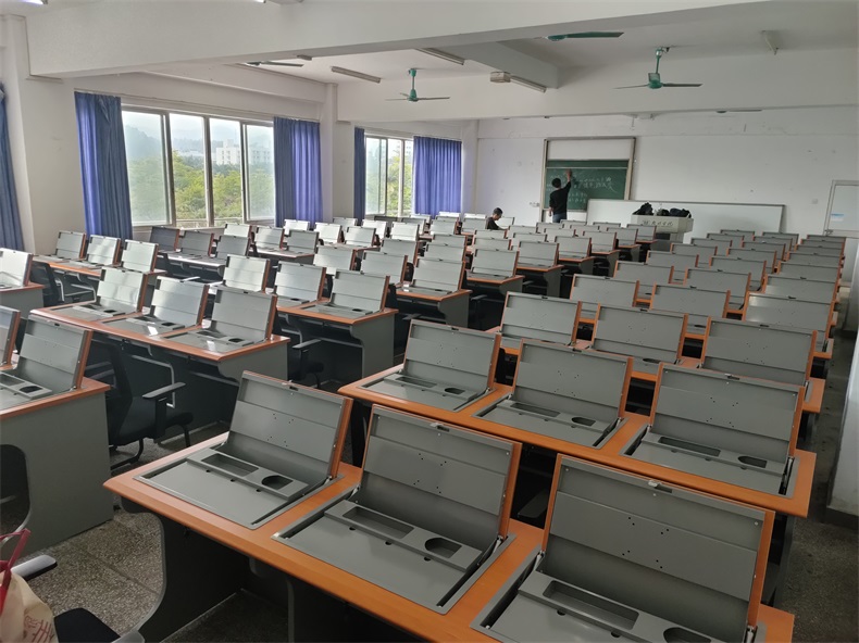 惠州學院計算機多媒體教室建設